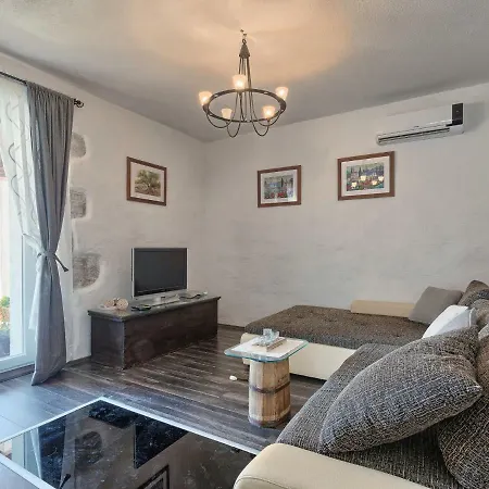 Stefanina By Interhome Сasa de vacaciones Labin (Istria)